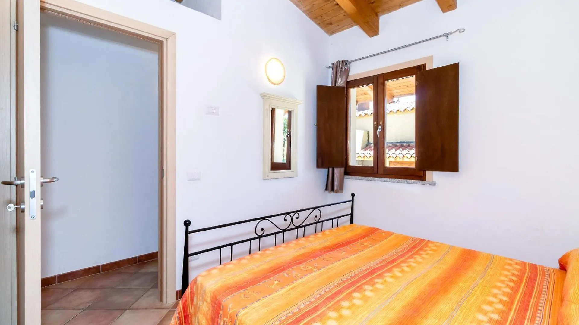 Appartamento Casa Aquafan Mare 1 Isola Rossa  Italia